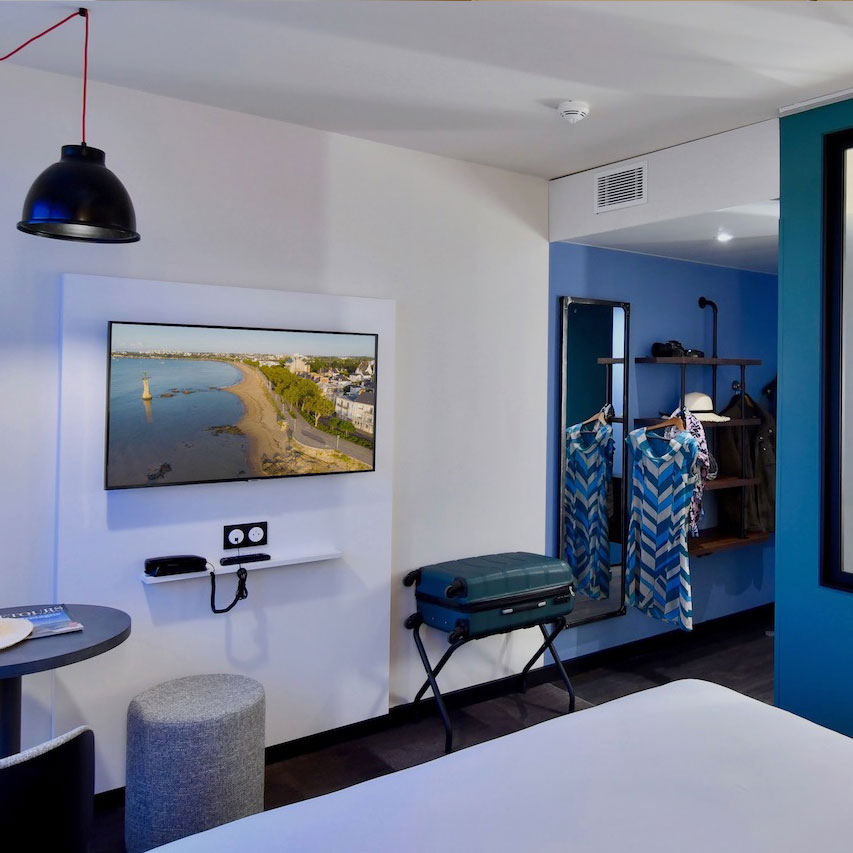 produits disponibles dans la chambre de l'hotel