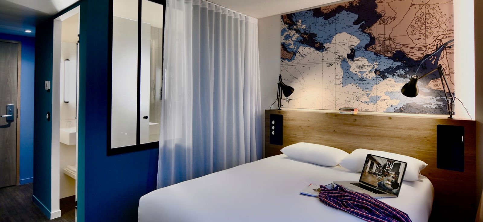 chambre double hotel ibis styles saint-nazaire