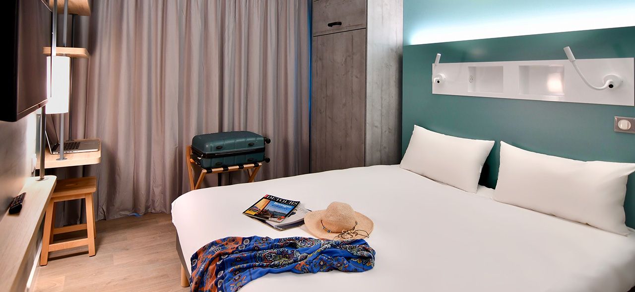 Chambre 1 lit double et 1 lit simple